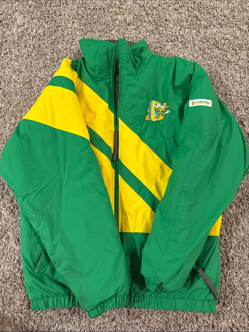 Vintage 90s Oregon Ducks Columbia Donald puffer jacket